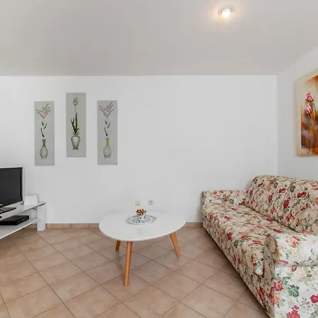 Villa Bella Vista - Apartments Labin  Exterior photo